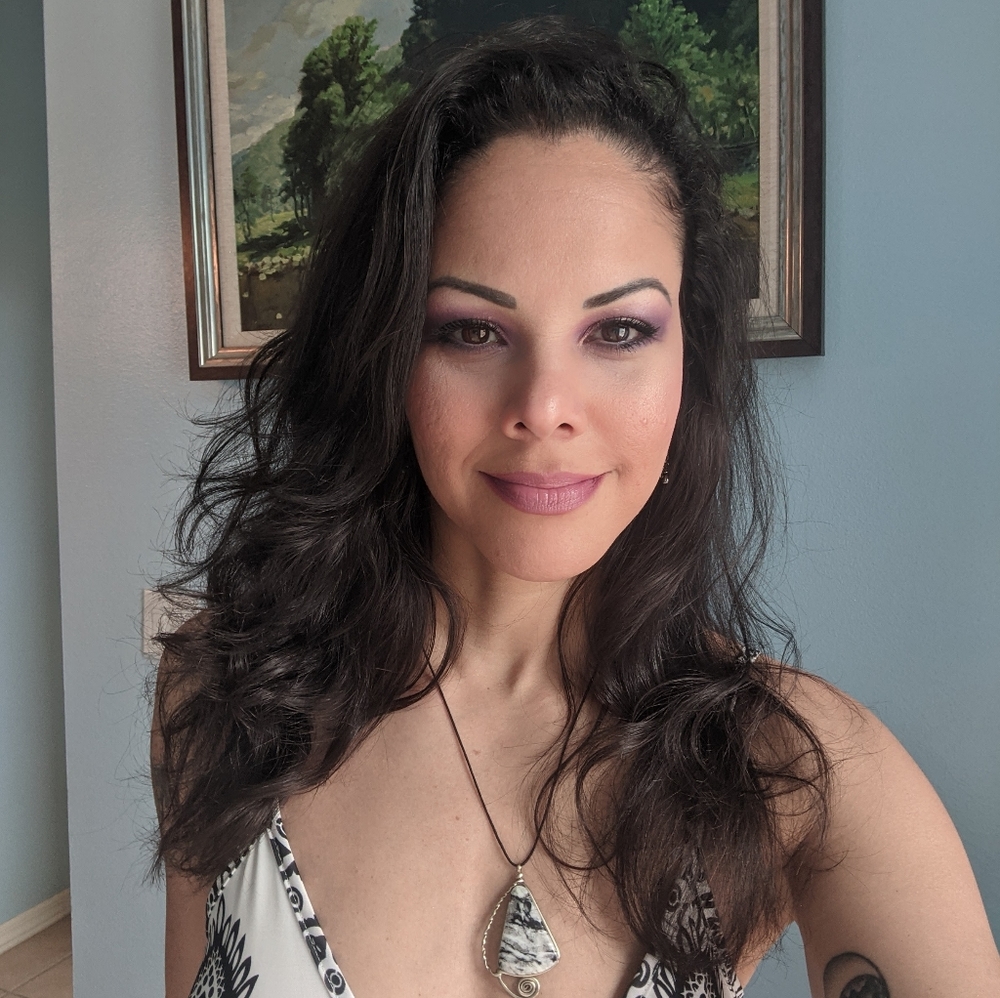 Meet your Posher! 😍